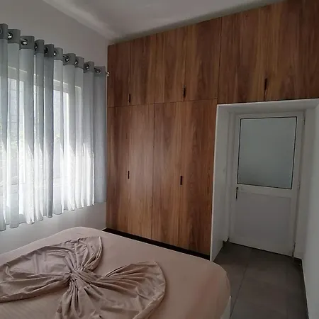 بيت للعطل House